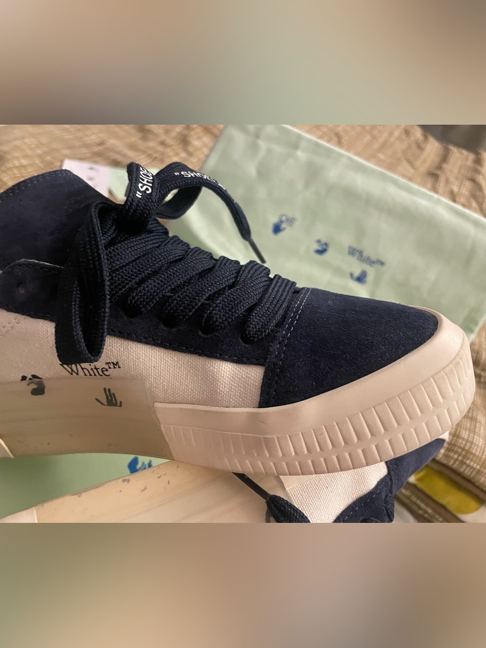 Off-White Vulc Low Navy Blue & White Sneaker Women’s Size US 6/ EU 36 *AUTHENTIC - Picture 10 of 16